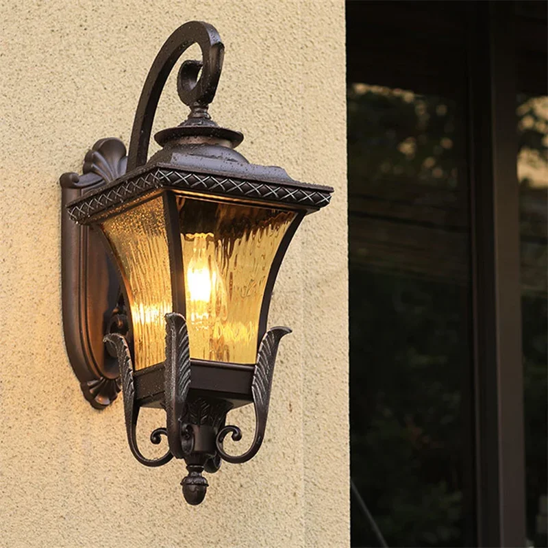 Villa Community European-style - đánh giá và giá Outdoor Lighting Lux